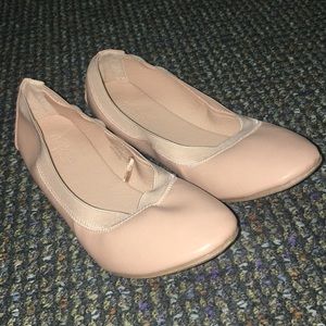 NWOT Nude Flats